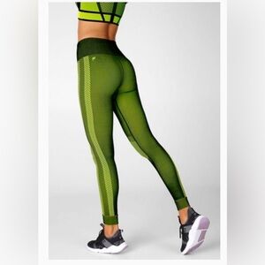 Fabletics High Waisted Seamless Check Legging L